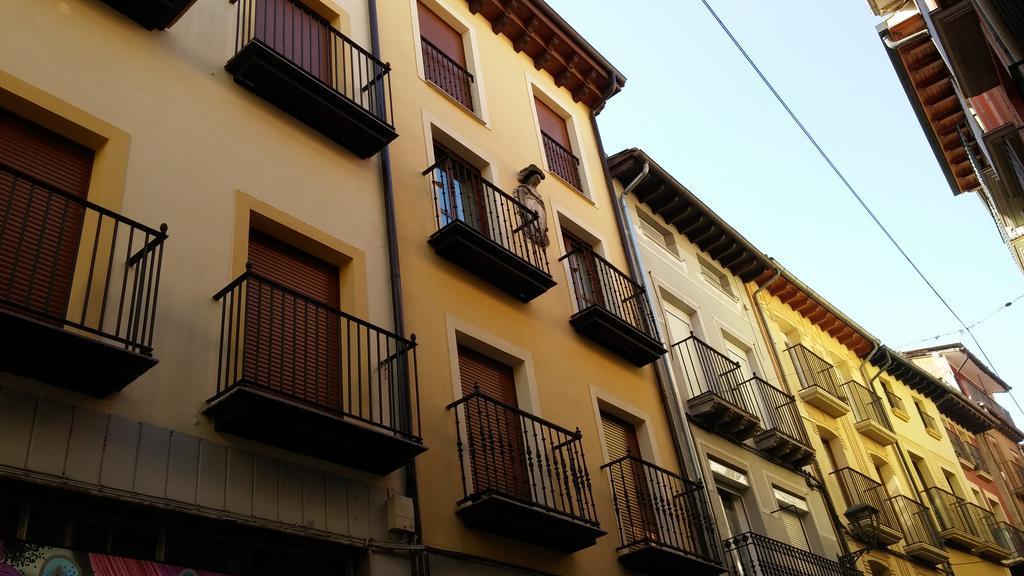 Apartamento Gure Ganbara Apartment Estella Luaran gambar